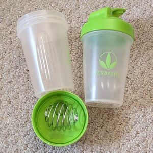 Herbalife Green Protein Shaker Bottle - Lime Green
